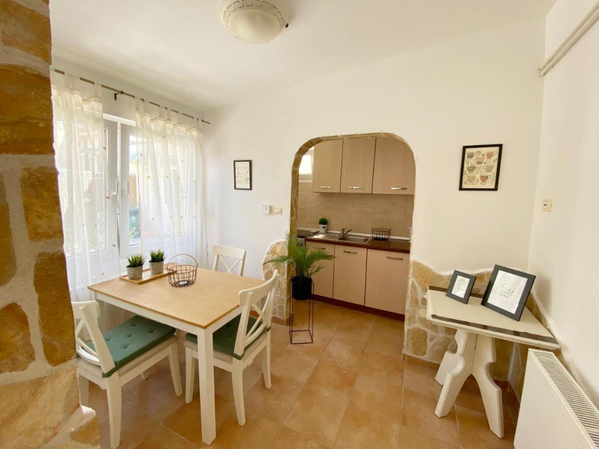 Apartments Centurio Πούλα Εξωτερικό φωτογραφία