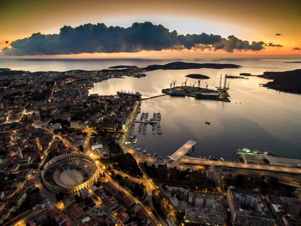 Apartments Centurio Πούλα Εξωτερικό φωτογραφία